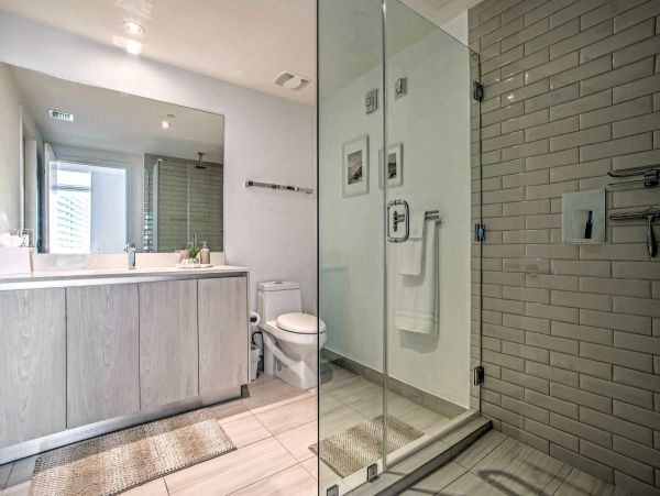 Hollywood FL Chic Vacation Condo Just Steps from the Beach