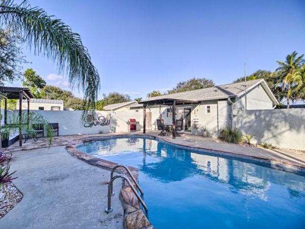 Vacation Home in Taquesta Three Bedrooms And Private Pool