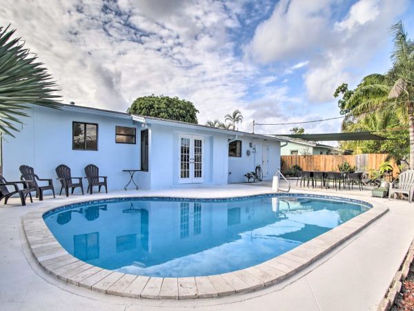 4 Bedroom Vacation Rental in Deerfield Beach Private Pool