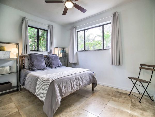 4 Bedroom Vacation Rental in Deerfield Beach Private Pool