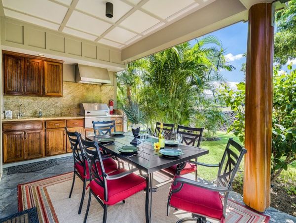 Stunning Villa, Views & Beach Club Access