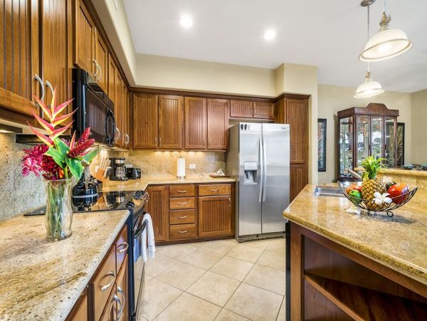 Stunning Villa, Views & Beach Club Access
