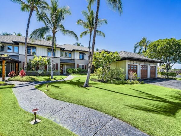 Stunning Villa, Views & Beach Club Access