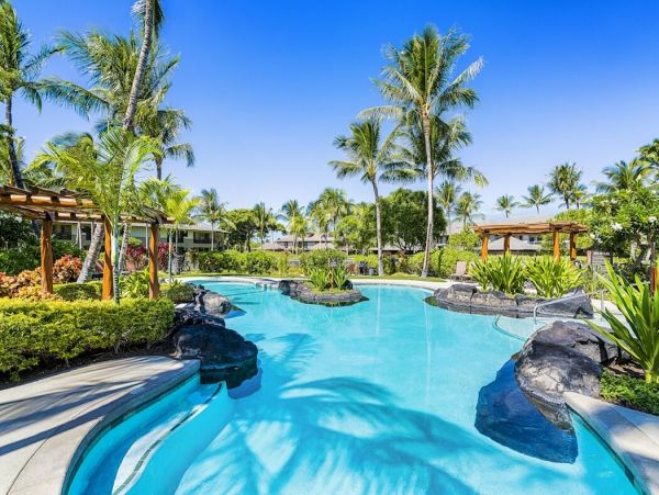 Stunning Villa, Views & Beach Club Access