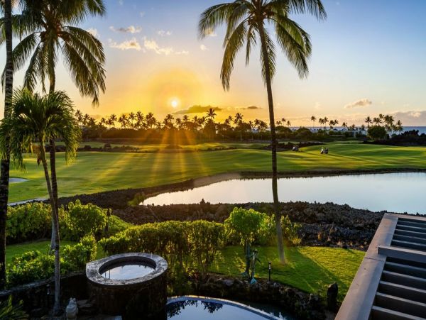 Big Island 4 Bedroom Villa Infinity Pool and Ocean View