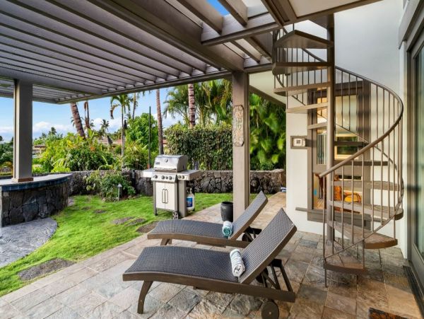 Big Island 4 Bedroom Villa Infinity Pool and Ocean View