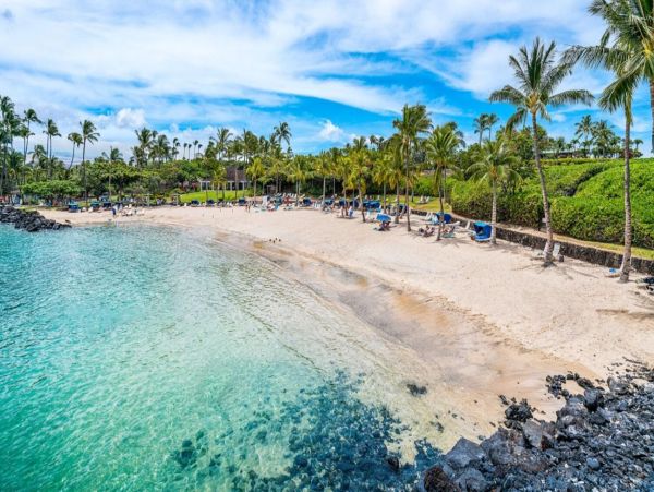 Big Island 4 Bedroom Villa Infinity Pool and Ocean View