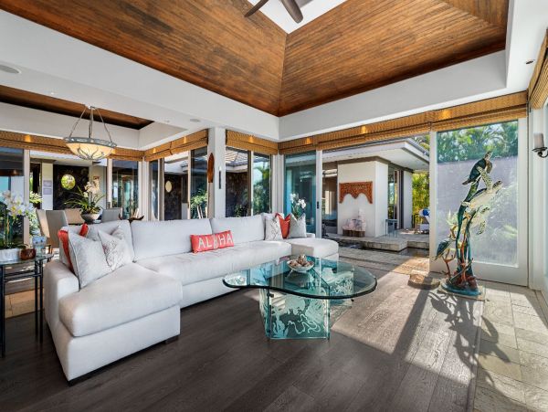 Big Island 4 Bedroom Villa Infinity Pool and Ocean View