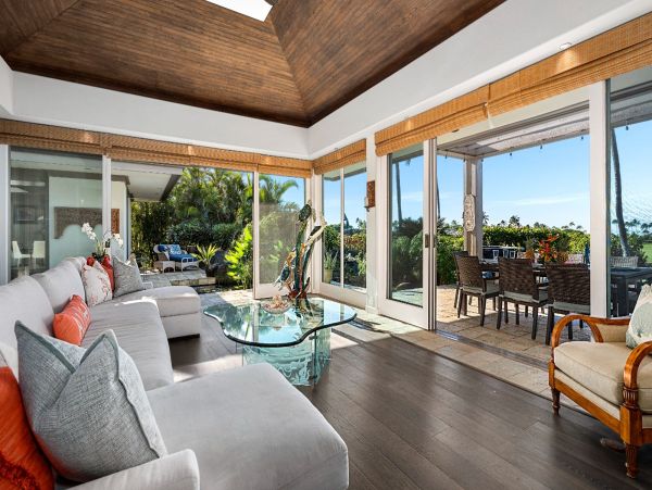 Big Island 4 Bedroom Villa Infinity Pool and Ocean View