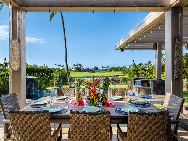 Big Island 4 Bedroom Villa Infinity Pool and Ocean View