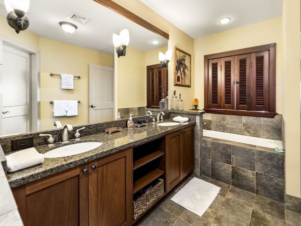 Oceanfront 3 Bedroom Beauty