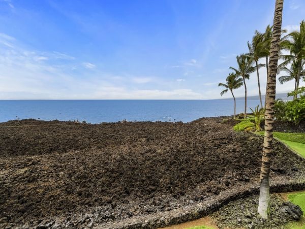 Oceanfront 3 Bedroom Beauty