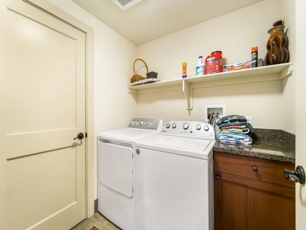 Oceanfront 3 Bedroom Beauty