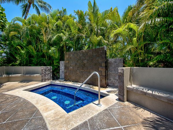 Waikoloa Lovely Mountain Views Corner Condo Sleeps 4 Guests