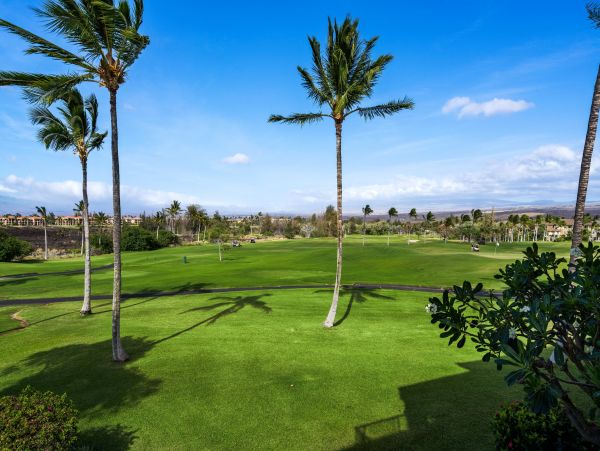 Waikoloa Lovely Mountain Views Corner Condo Sleeps 4 Guests