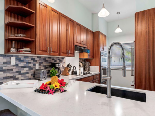 Waikoloa Lovely Mountain Views Corner Condo Sleeps 4 Guests