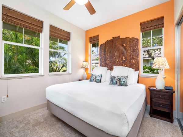 Ocean Views with 3 Bedrooms Walk out pure Delight