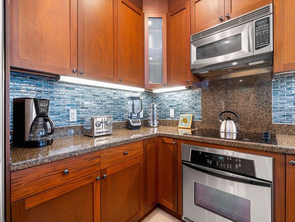 Ocean Views with 3 Bedrooms Walk out pure Delight