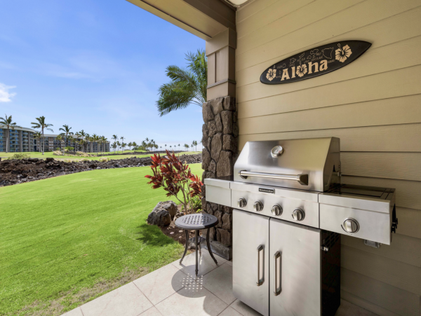 Ocean Views with 3 Bedrooms Walk out pure Delight