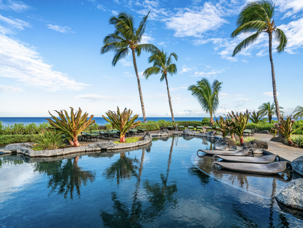 Ocean Views with 3 Bedrooms Walk out pure Delight