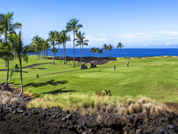 Luxe Waikoloa Townhome with Panoramic Views & Resort Amenities