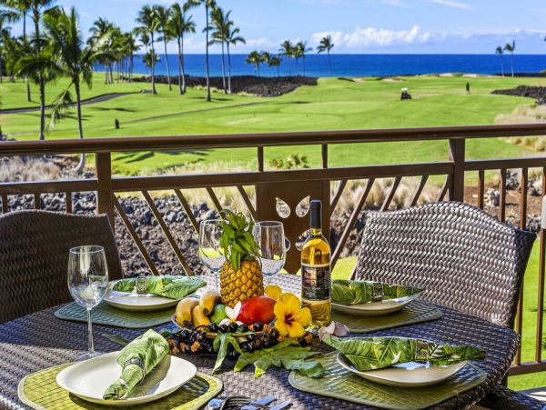 Luxe Waikoloa Townhome with Panoramic Views & Resort Amenities