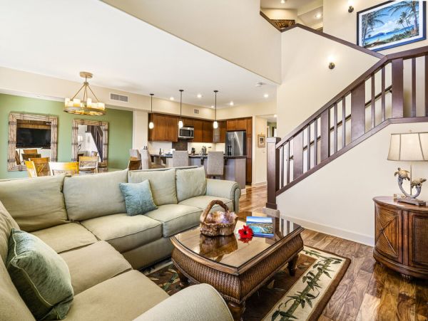 Luxe Waikoloa Townhome with Panoramic Views & Resort Amenities