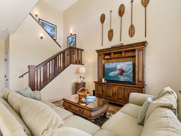 Luxe Waikoloa Townhome with Panoramic Views & Resort Amenities