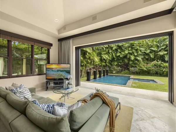 Luxury Honolulu vacation Home Four Bedroom