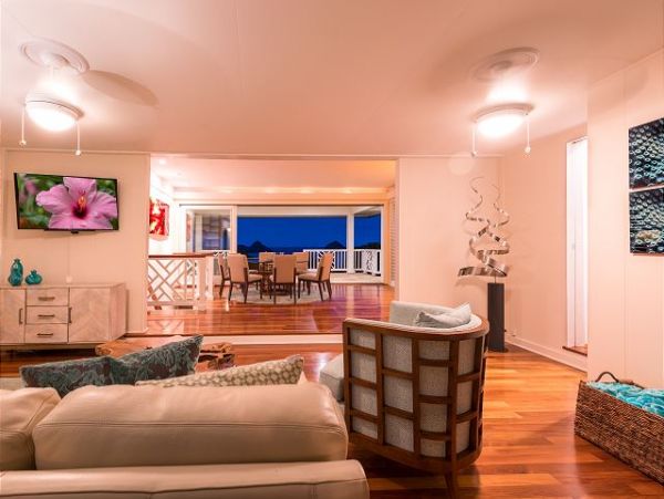 Lanikai Ocean View Four Bedroom Vacation Home