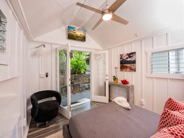 Lanikai Ocean View Four Bedroom Vacation Home