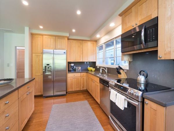 Kailua Three Bedroom Three Bath Pool Home