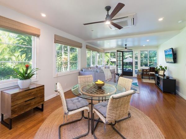 Kailua Three Bedroom Three Bath Pool Home