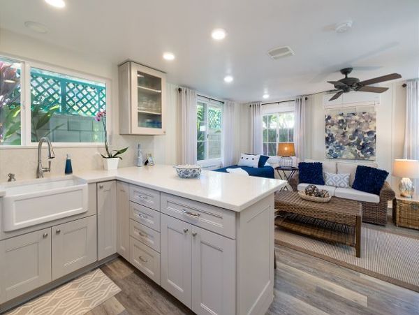 Kailua Three Bedroom Three Bath Pool Home