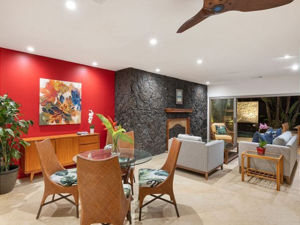 Beautiful Six Bedroom Home with Great Pool-Spa & Beach Access