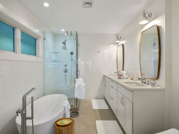 On Beach Kailua Vacation Pool Home Sleeps 14 Guests