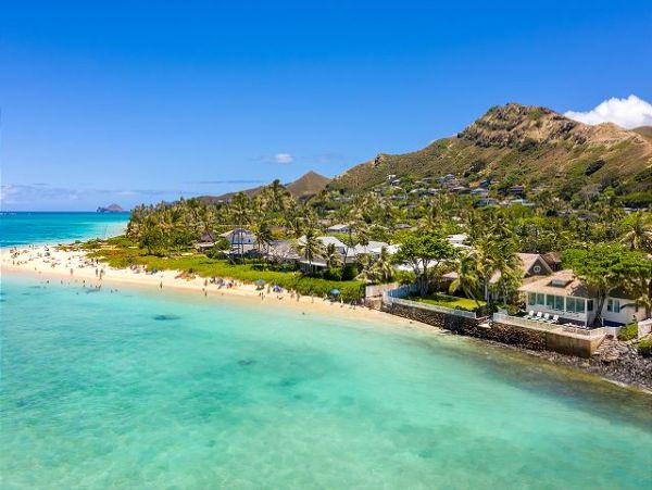 Luxury Beach Vacation Rental Home in Lanikai Sleeps 14