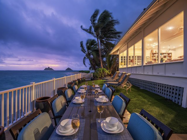 Luxury Beach Vacation Rental Home in Lanikai Sleeps 14