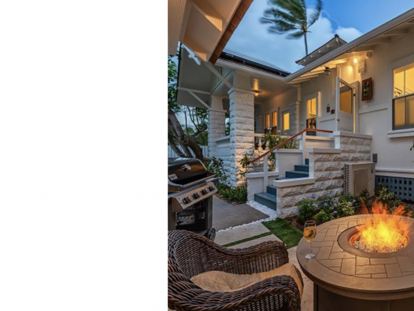 Luxury Beach Vacation Rental Home in Lanikai Sleeps 14