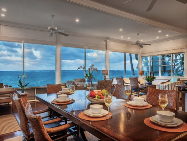 Luxury Beach Vacation Rental Home in Lanikai Sleeps 14