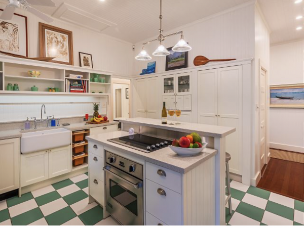 Luxury Beach Vacation Rental Home in Lanikai Sleeps 14