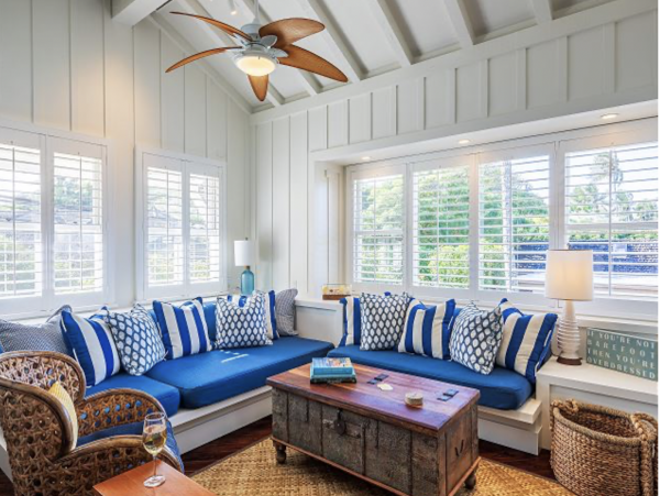 Luxury Beach Vacation Rental Home in Lanikai Sleeps 14