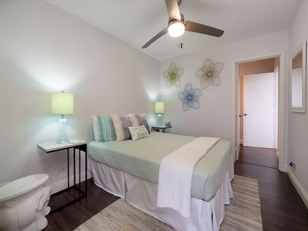 On Beach Honolulu vacation condo Three Bedroom