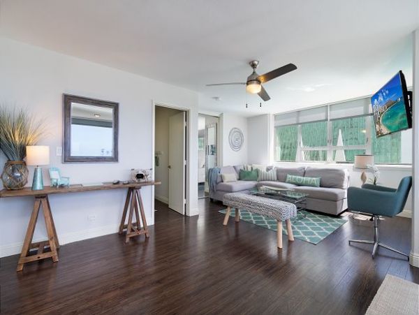 On Beach Honolulu vacation condo Three Bedroom