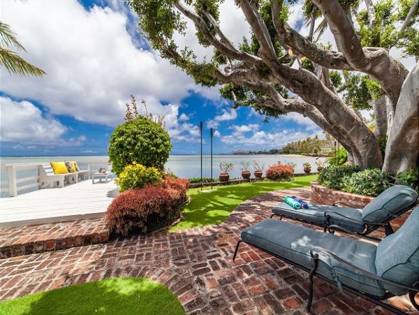 Oceanfront Honolulu Vacation Home Four Bedroom