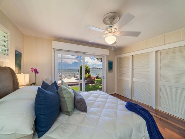 Oceanfront Honolulu Vacation Home Four Bedroom