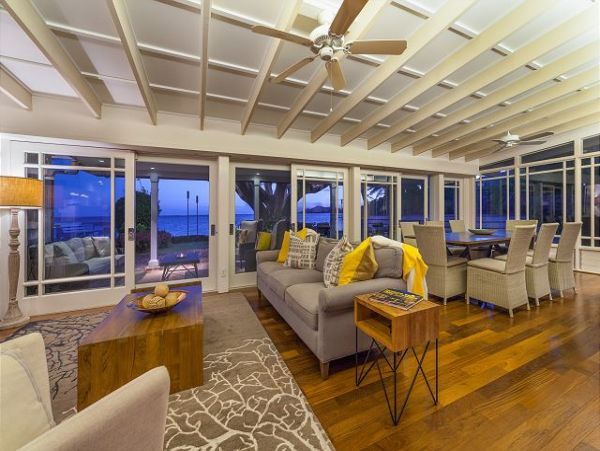 Oceanfront Honolulu Vacation Home Four Bedroom