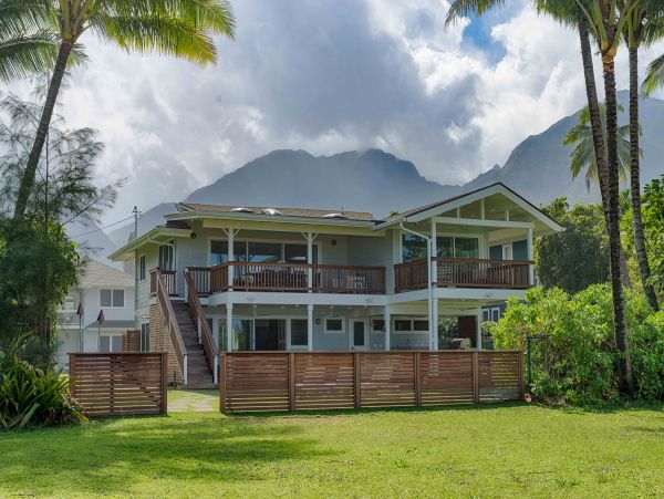 Rare Ocean Side Escape On Kauais Iconic North Shore Rent As Three Bedroom Or Five Bedroom !