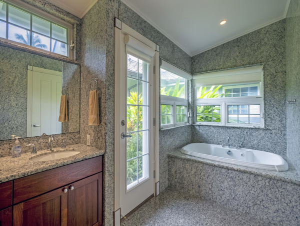 Beachfront Beauty A Truly Exceptional Villa Main House & Guest House