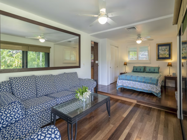 Beachfront Beauty A Truly Exceptional Villa Main House & Guest House